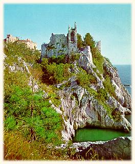 La Rocca di Duino (28861 byte)